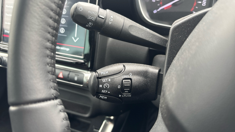 Citroen C3 Aircross 1.2 PureTech 110 Plus 5dr Petrol Hatchback